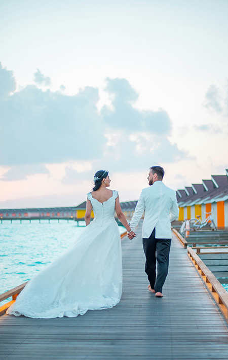 Vows by the Waves – Maldives Wedding Escape