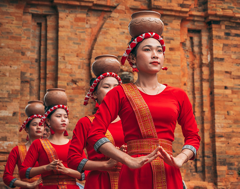 Luxury Senior Travel to Vietnam